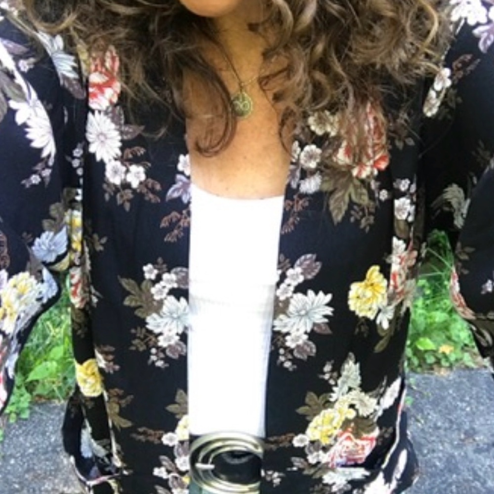 Forever 21 Black Floral Kimono Cardigan Open Front Small